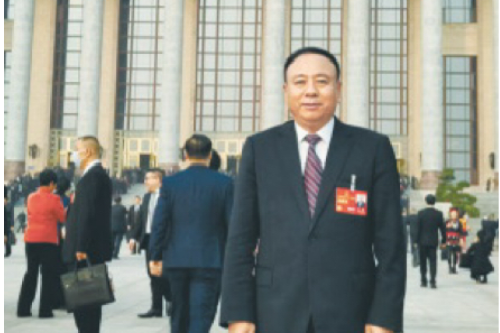 全国人大代表、bat365集团董事长李寅：提高微电网利用率 推动能源结构转型