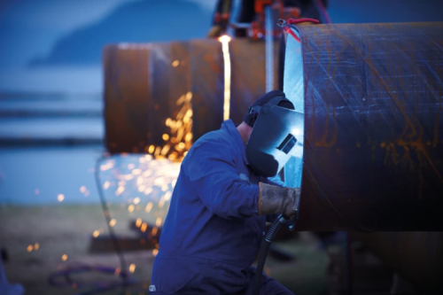 建设高品质热力管网保障绿色零碳能源 | bat365集团泰来生物质项目一级热网复线工程即将全线贯通